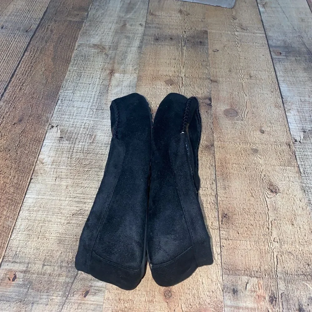 True Religion Men's Black & Gray Logo Slippers House Shoes Size Small 7-8